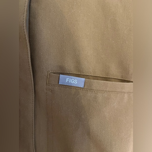 Figs Montex Top Small - Picture 5 of 7